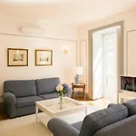 Classic & Super Central Apartment By Lovelystay